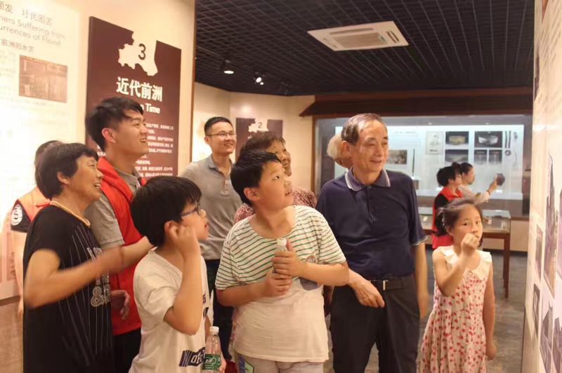2017年5月31日，青城之声--学传统手艺 忆青城往事 友联村纸鸢志愿服务队参观锦绣园